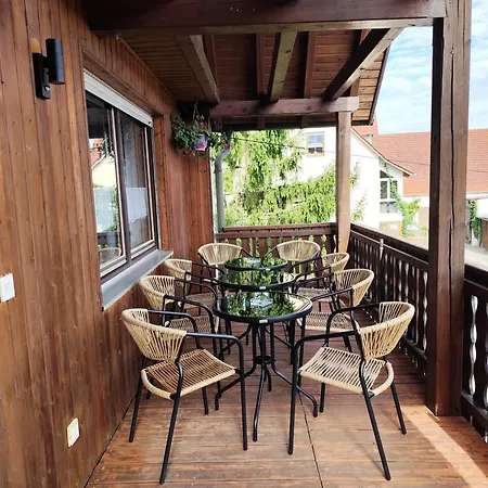 Apartamento Großzügiges Mit Balkone Und Außenbereich